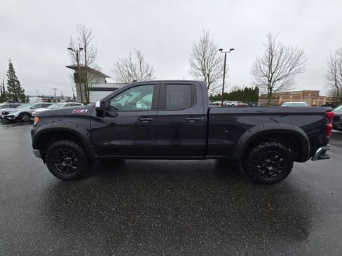 Used 2024 Chevrolet Silverado 1500 LT w/ Z71 Off-Road Package AWD/4WD image 6
