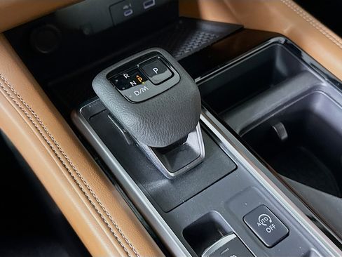 Used 2023 Nissan Pathfinder Platinum image 20