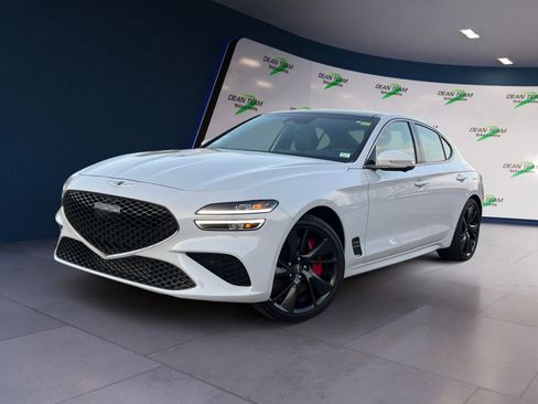 Used 2023 Genesis G70 3.3T w/ Sport Prestige Package image 3