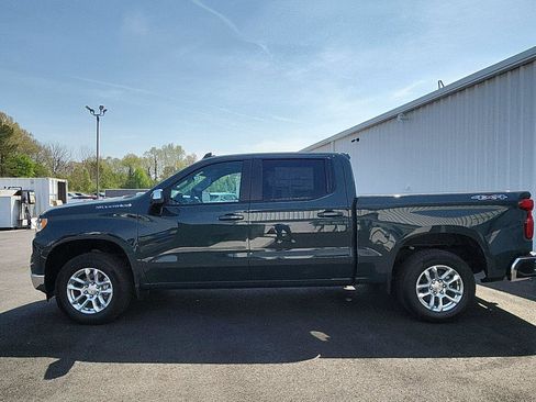 New 2025 Chevrolet Silverado 1500 LT image 2