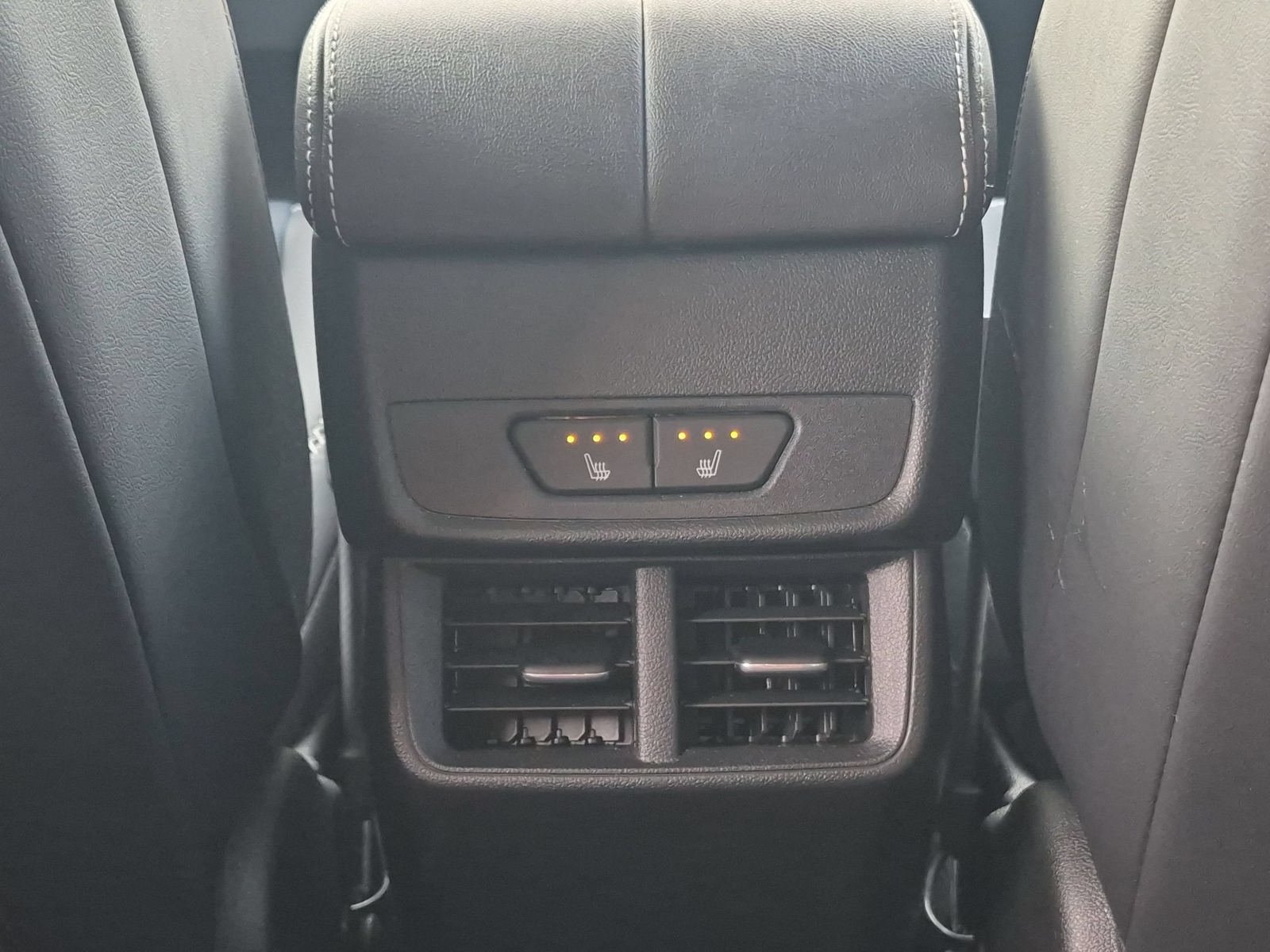 Used 2026 GMC Terrain Denali AWD/4WD image 26