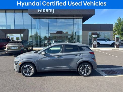 Certified 2023 Hyundai Kona SEL FWD image 2