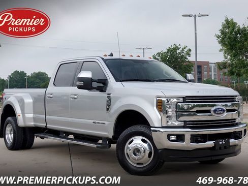 Used 2019 Ford F350 Lariat w/ Lariat Value Package AWD/4WD image 2