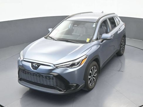 Used 2024 Toyota Corolla Cross AWD Hybrid image 41