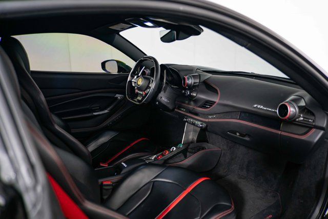 Used 2022 Ferrari F8 Tributo RWD image 22