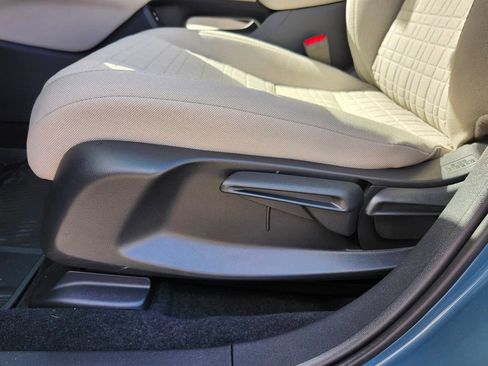 New 2026 Honda HR-V LX image 6