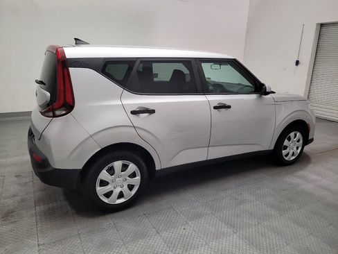 Used 2021 Kia Soul LX FWD image 10