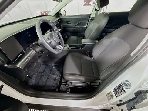 Certified 2026 Hyundai Kona SE AWD/4WD image 23
