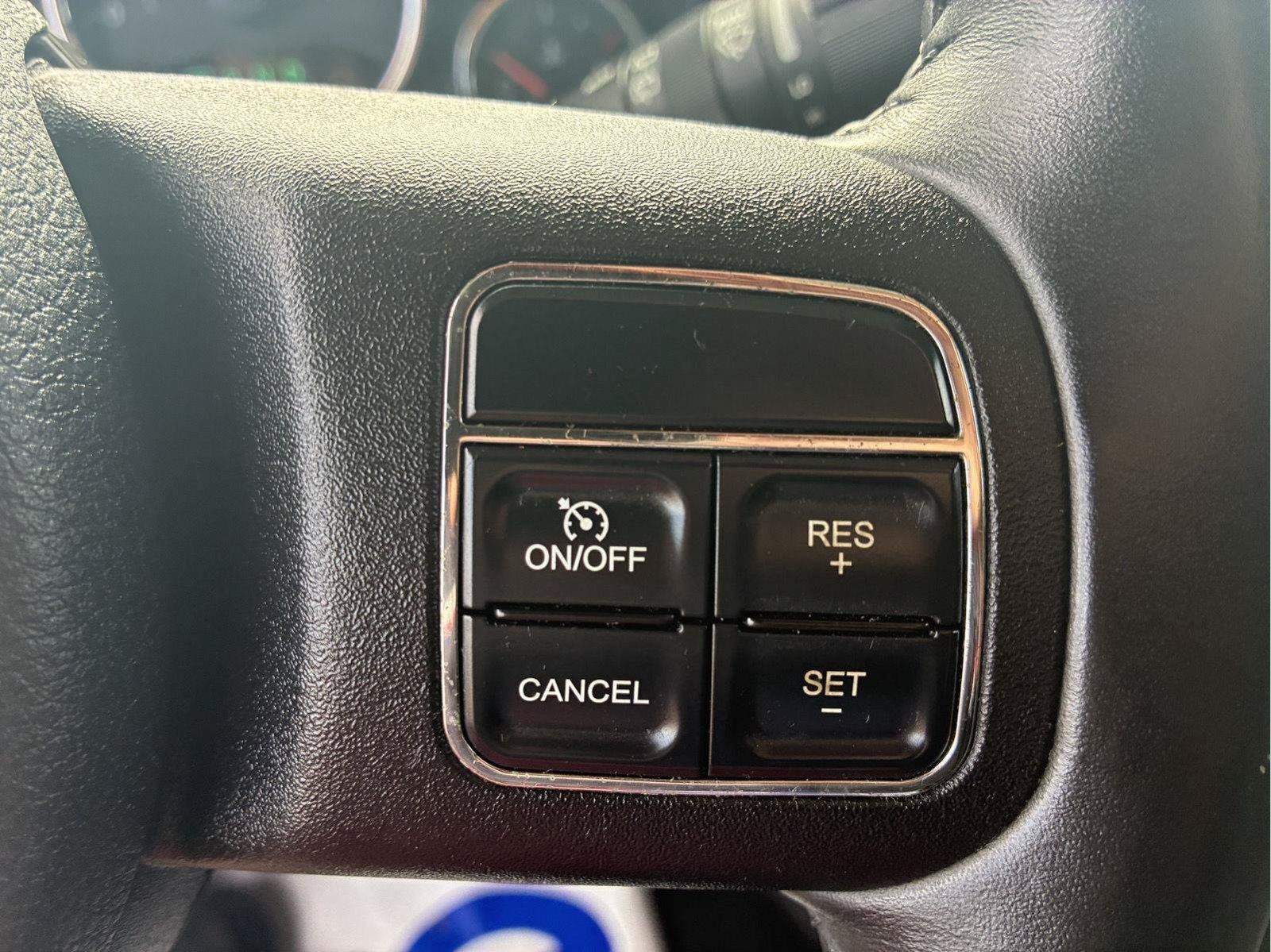 Used 2011 Jeep Wrangler Unlimited Rubicon AWD/4WD image 19