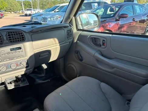 Used 2003 GMC Sonoma SL w/ Convenience Package RWD image 22