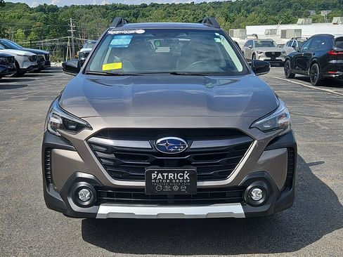 Used 2023 Subaru Outback Limited AWD/4WD image 28