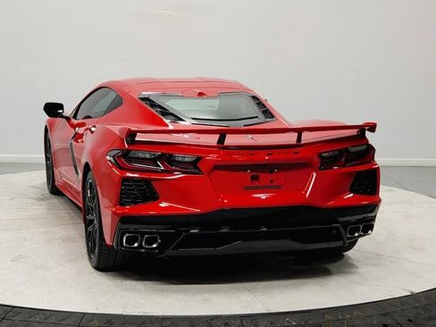 Used 2025 Chevrolet Corvette Stingray Coupe w/ Z51 Performance Package image 6