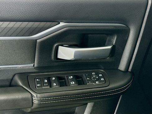 Used 2025 RAM 2500 Big Horn image 26