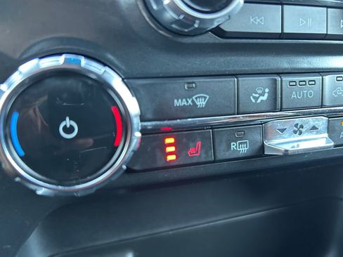 Used 2022 Ford F150 XLT w/ Equipment Group 302A High image 36