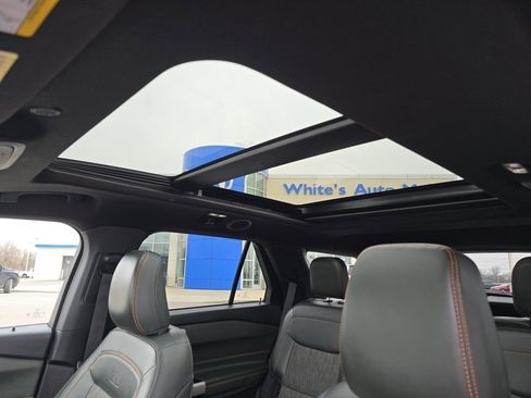Used 2023 Ford Explorer Timberline image 5