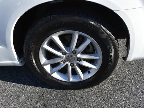 Used 2018 Dodge Grand Caravan SXT image 32