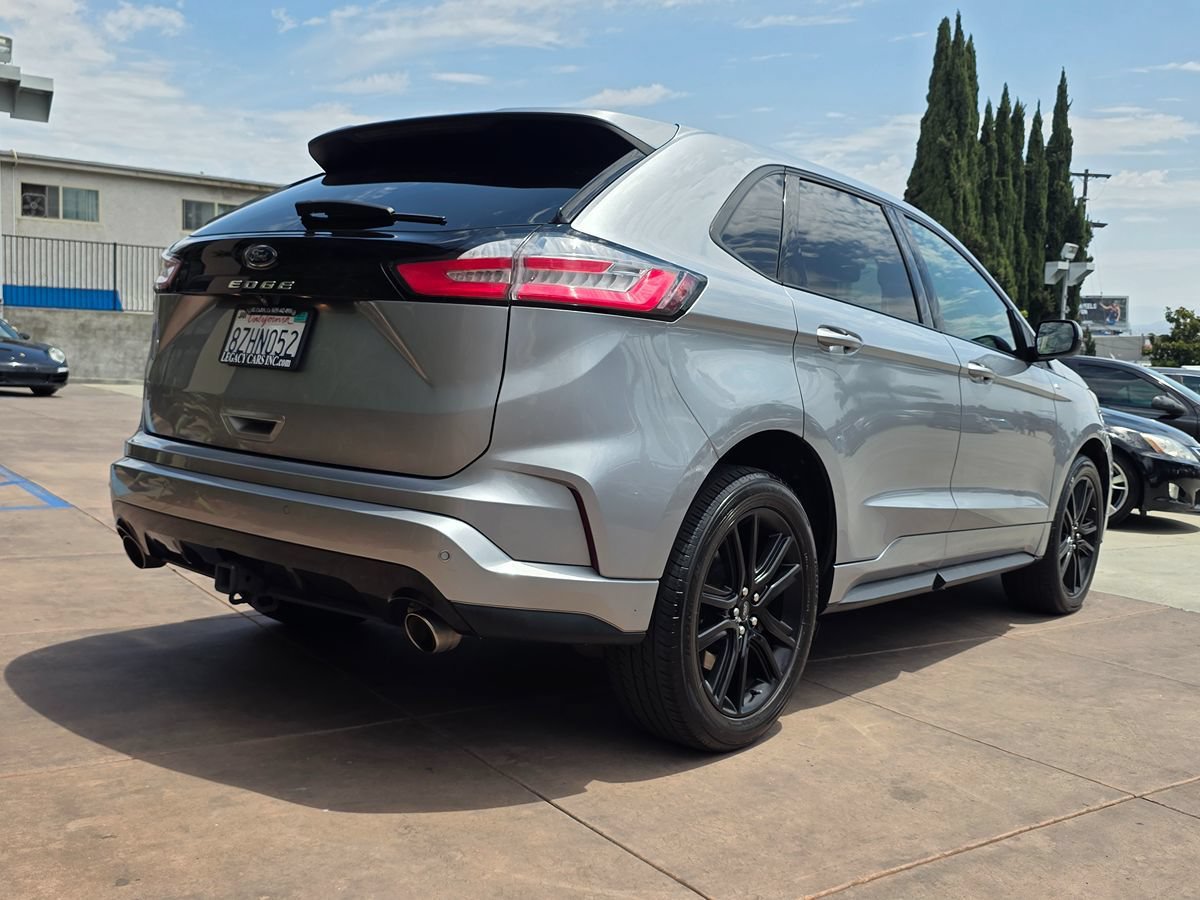 Used 2021 Ford Edge ST-Line w/ Class II Trailer Tow Package AWD/4WD image 12