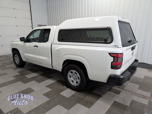 Used 2024 Nissan Frontier S w/ Technology Package RWD image 2