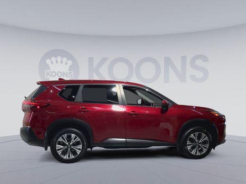 Used 2022 Nissan Rogue SV image 12