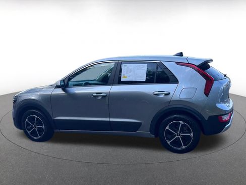 Used 2026 Kia Niro LX FWD image 10