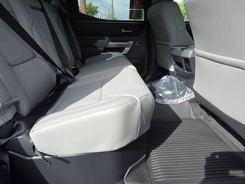 New 2026 Toyota Tundra SR5 AWD/4WD image 17