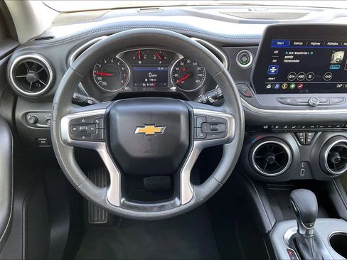 Used 2023 Chevrolet Blazer LT image 6