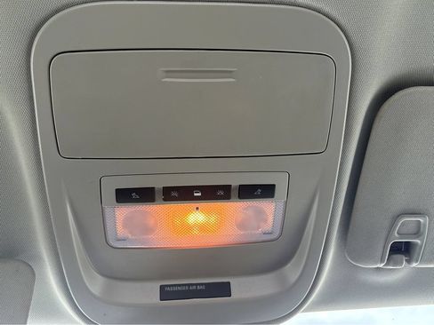 Used 2022 Chevrolet Colorado LT w/ Fleet Safety Package RWD image 25