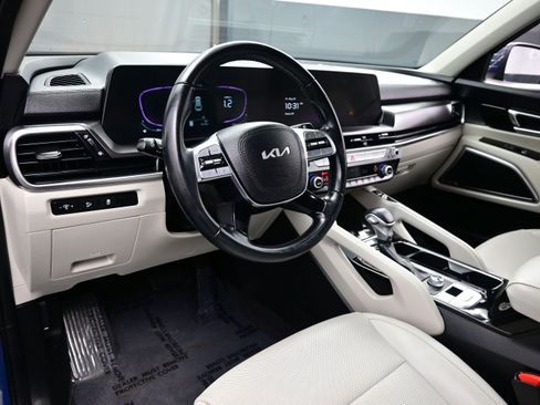 Used 2024 Kia Telluride S w/ S Sunroof Package FWD image 13