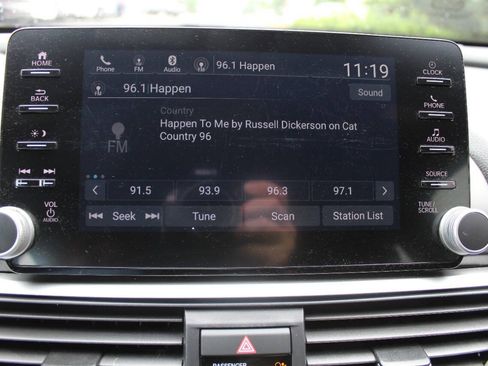 Used 2022 Honda Accord Sport image 13