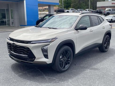 New 2026 Chevrolet Trax ACTIV FWD image 7