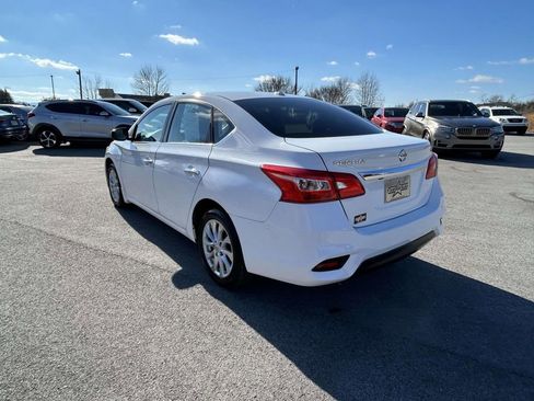 Used 2019 Nissan Sentra SV image 5