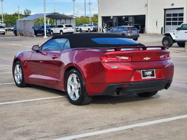 Used 2018 Chevrolet Camaro LT RWD image 3