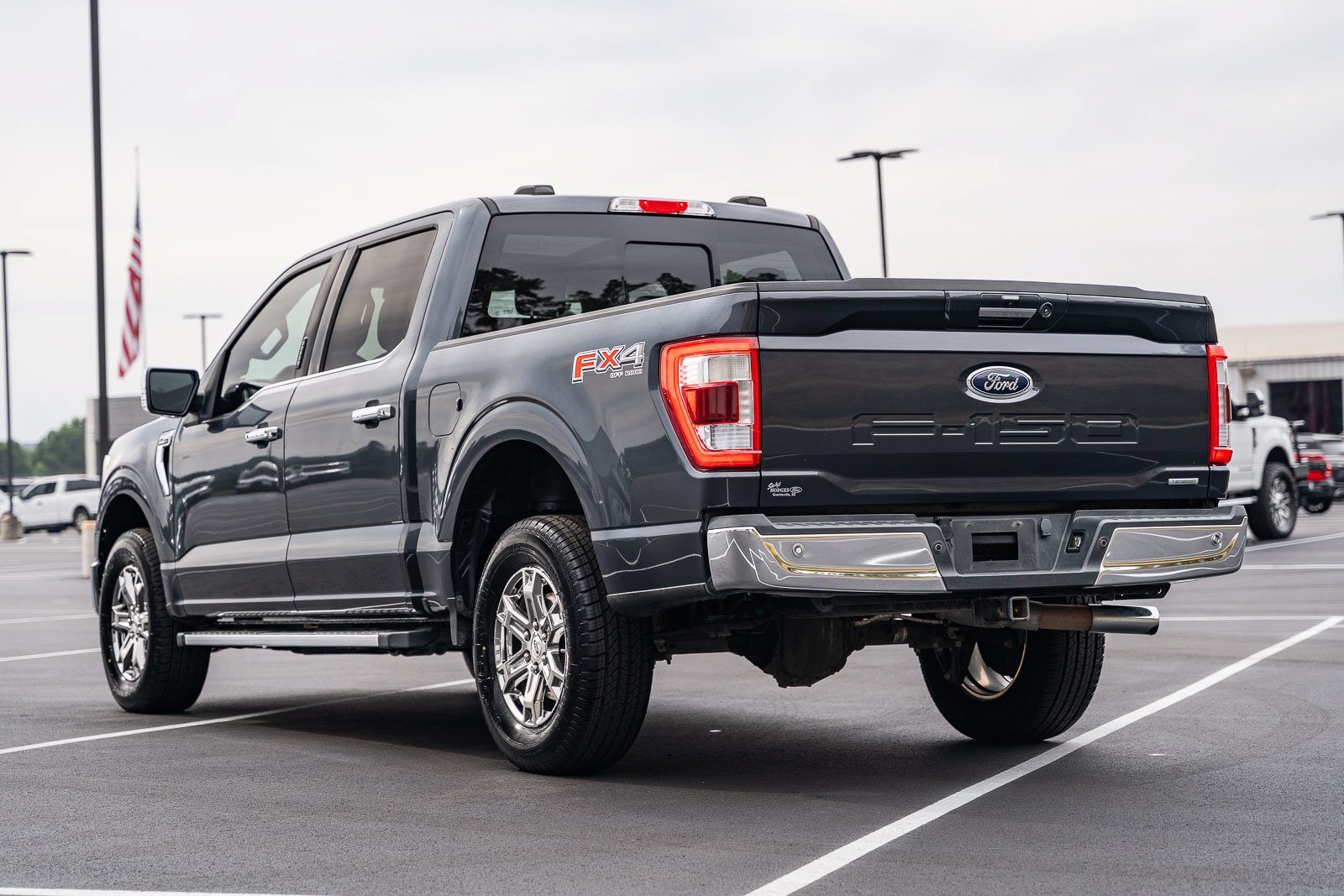 Used 2021 Ford F150 Lariat AWD/4WD image 5