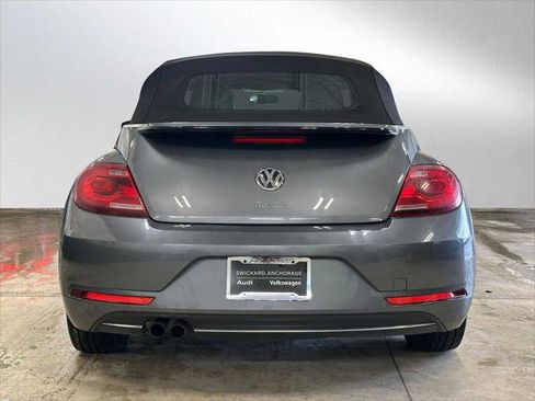 Used 2018 Volkswagen Beetle 2.0T Coast FWD image 4