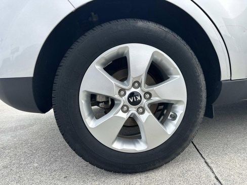 Used 2018 Kia Soul image 17