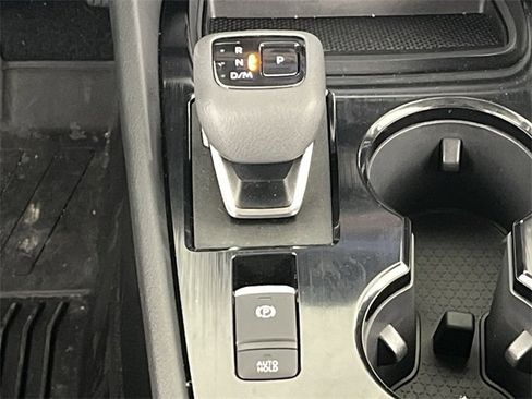 Certified 2025 Nissan Rogue SV image 19