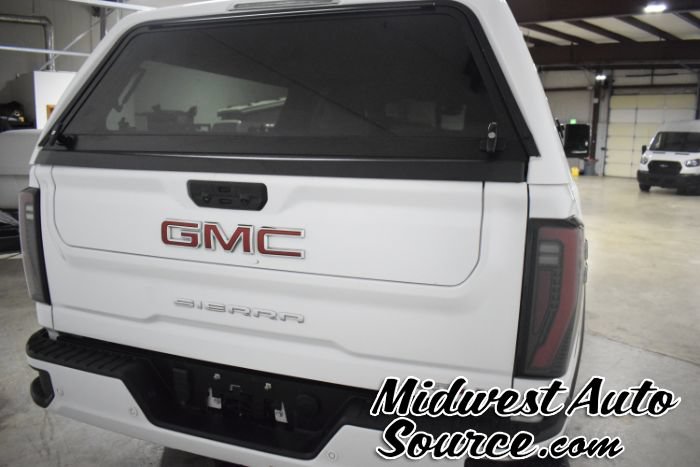 Used 2024 GMC Sierra 2500 AT4 w/ AT4 Premium Plus Package AWD/4WD image 4