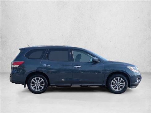 Used 2015 Nissan Pathfinder SV w/ Cargo Package AWD/4WD image 4