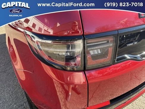 Used 2020 Land Rover Discovery Sport SE R-Dynamic image 15