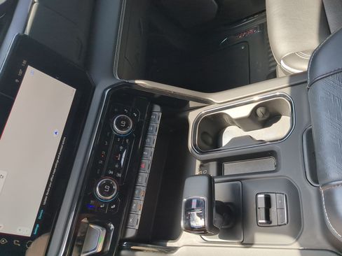 Used 2025 GMC Sierra 1500 AT4X AWD/4WD image 19