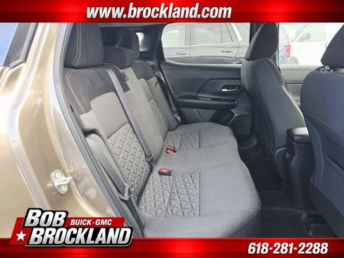 Used 2025 Nissan Kicks SV w/ Charging Package FWD image 14