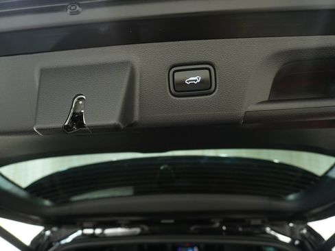Certified 2024 Hyundai Palisade Calligraphy AWD/4WD image 11