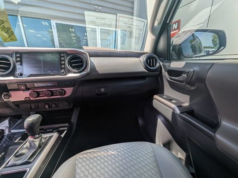 Used 2023 Toyota Tacoma SR5 RWD image 23