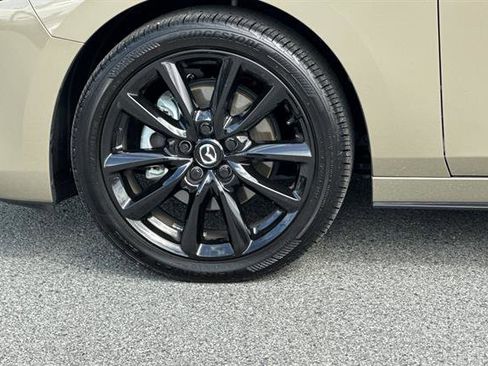 Certified 2025 MAZDA MAZDA3 Carbon image 29