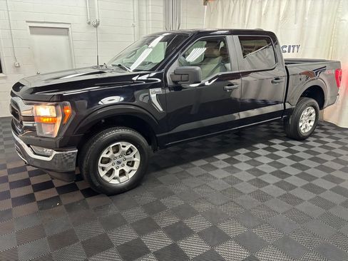 Used 2023 Ford F150 XLT AWD/4WD image 5