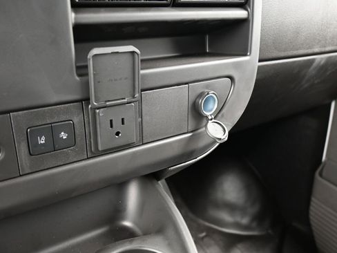 New 2025 Chevrolet Express 3500 Extended w/ Driver Convenience Package image 20