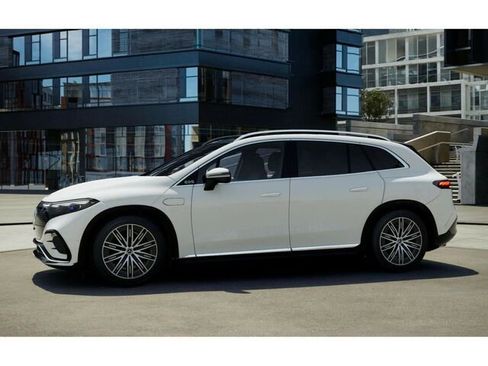 New 2026 Mercedes-Benz EQS 400 4MATIC SUV image 37