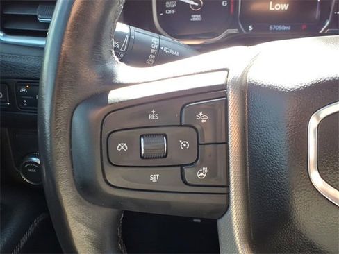 Used 2021 GMC Yukon Denali w/ Denali Premium Package image 24