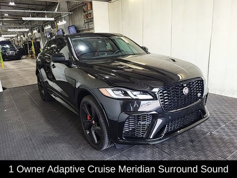 Used 2022 Jaguar F-PACE SVR AWD/4WD image 1