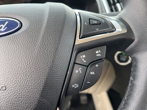 Used 2022 Ford Edge Titanium w/ Equipment Group 301A image 23